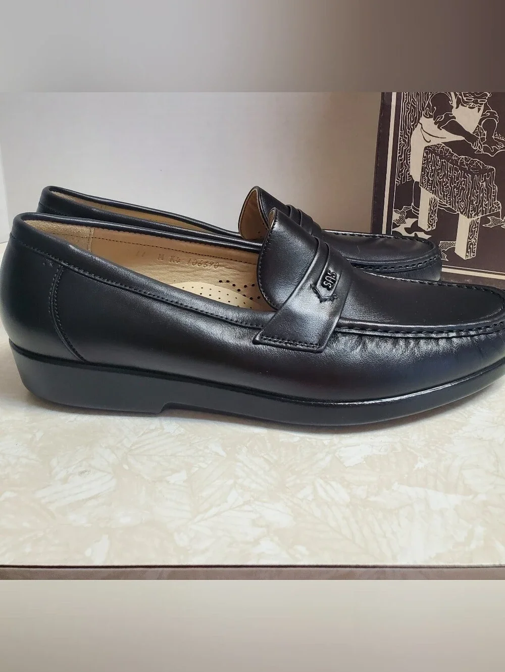 SAS Men's Black Leather Slip-On Penny Loafers